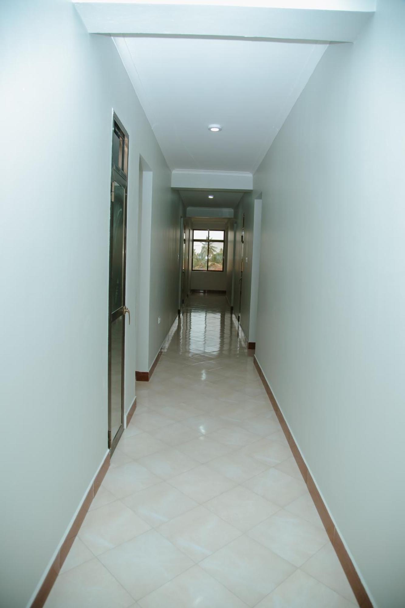 FQ Hotel Limited Dar es Salaam Esterno foto