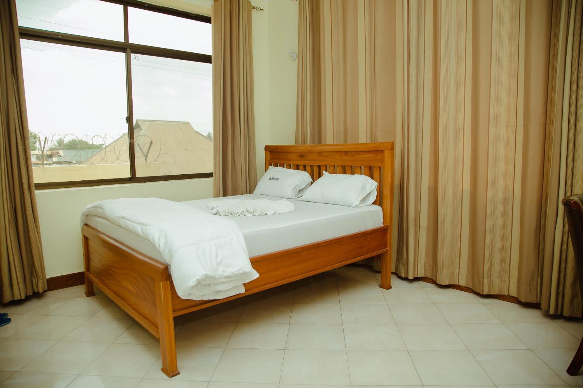 FQ Hotel Limited Dar es Salaam Esterno foto