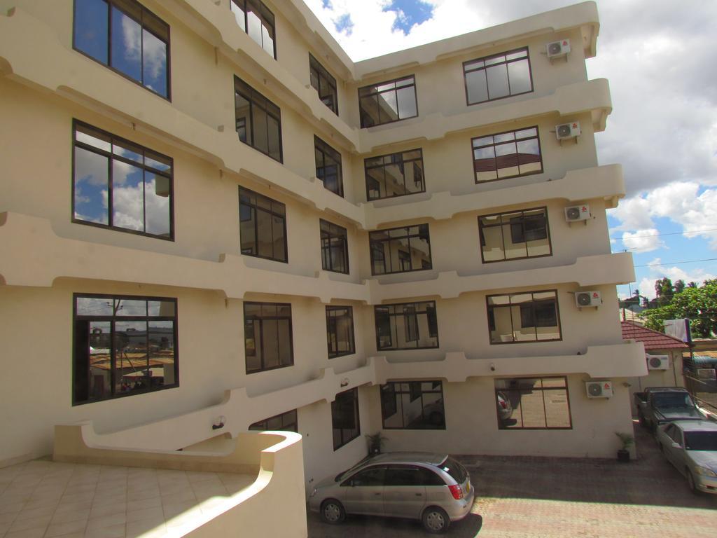 FQ Hotel Limited Dar es Salaam Esterno foto