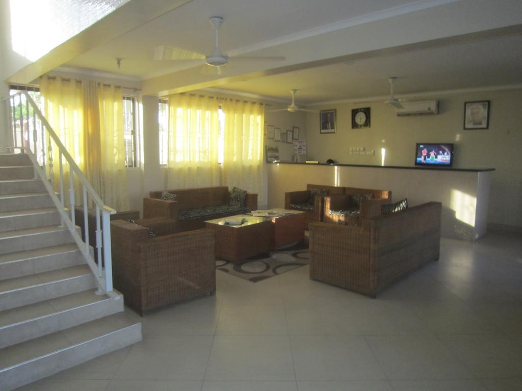 FQ Hotel Limited Dar es Salaam Esterno foto