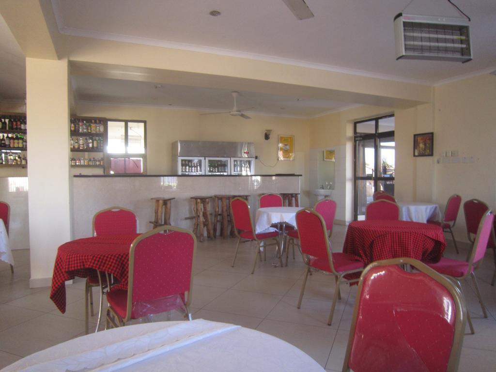 FQ Hotel Limited Dar es Salaam Esterno foto