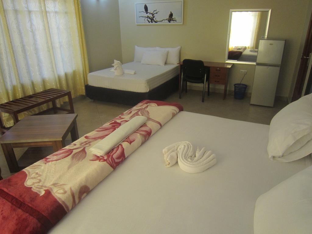 FQ Hotel Limited Dar es Salaam Esterno foto
