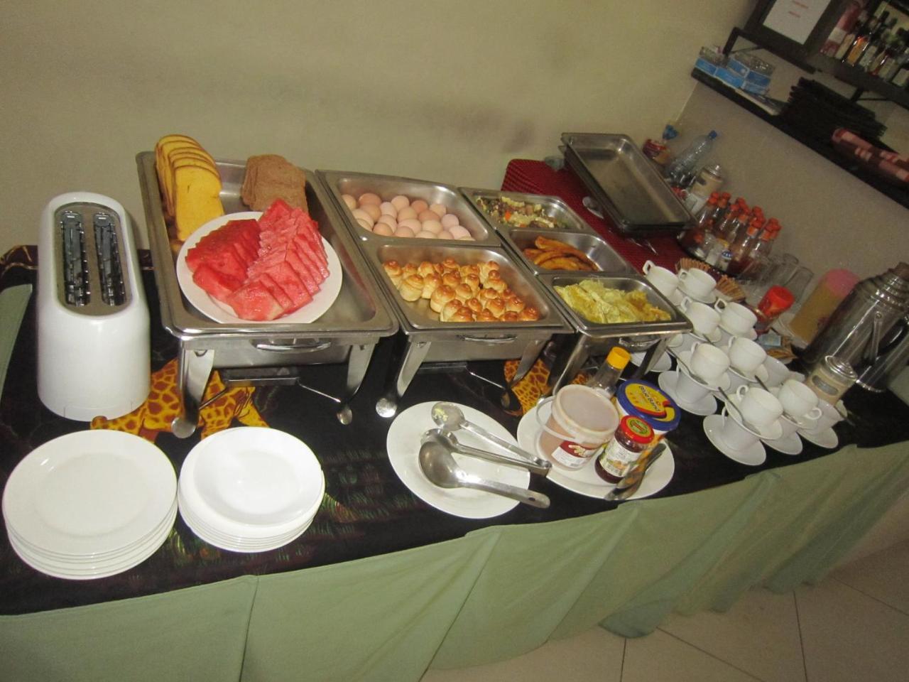 FQ Hotel Limited Dar es Salaam Esterno foto